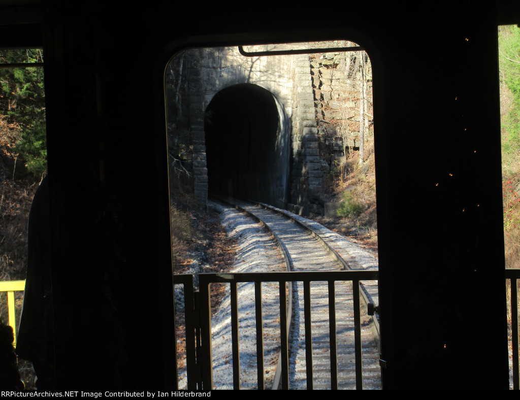 Going back into the Winslow Tunnel